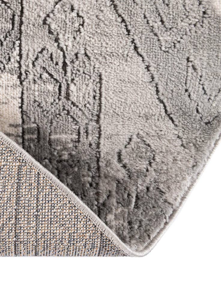 Detail image of  5' 3 x 5' 3 Oregon Round Rug