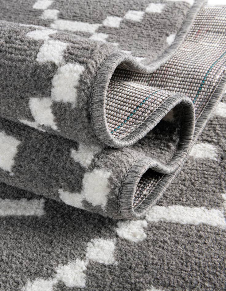 Detail image of  7' 10 x 7' 10 Oslo Round Rug