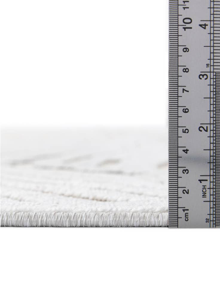 Detail image of  8' 2 x 8' 2  Washable Botanical Indoor / Outdoor Round Rug