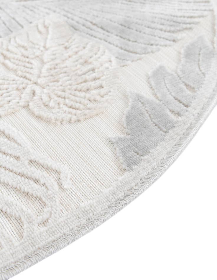 Detail image of  8' 2 x 8' 2  Washable Botanical Indoor / Outdoor Round Rug