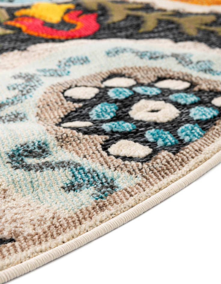 Detail image of  6' x 6'  Washable Casablanca Indoor / Outdoor Round Rug