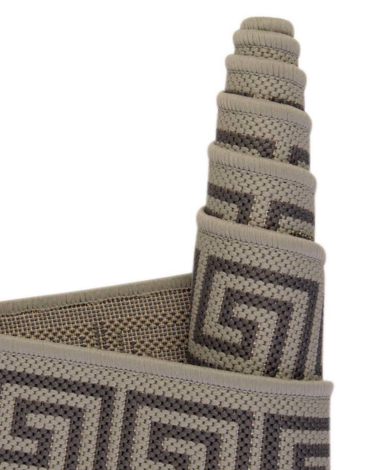 Detail image of  6' x 6'  Washable Lattice Indoor / Outdoor Round Rug