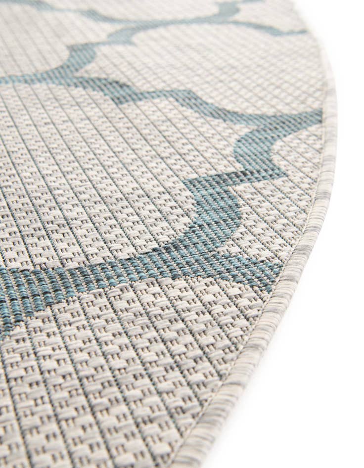 Detail image of  10' 8 x 10' 8  Washable Lattice Indoor / Outdoor Round Rug