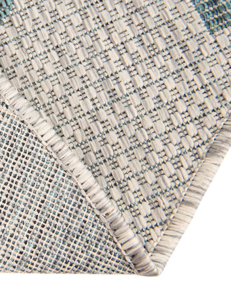 Detail image of  10' 8 x 10' 8  Washable Lattice Indoor / Outdoor Round Rug