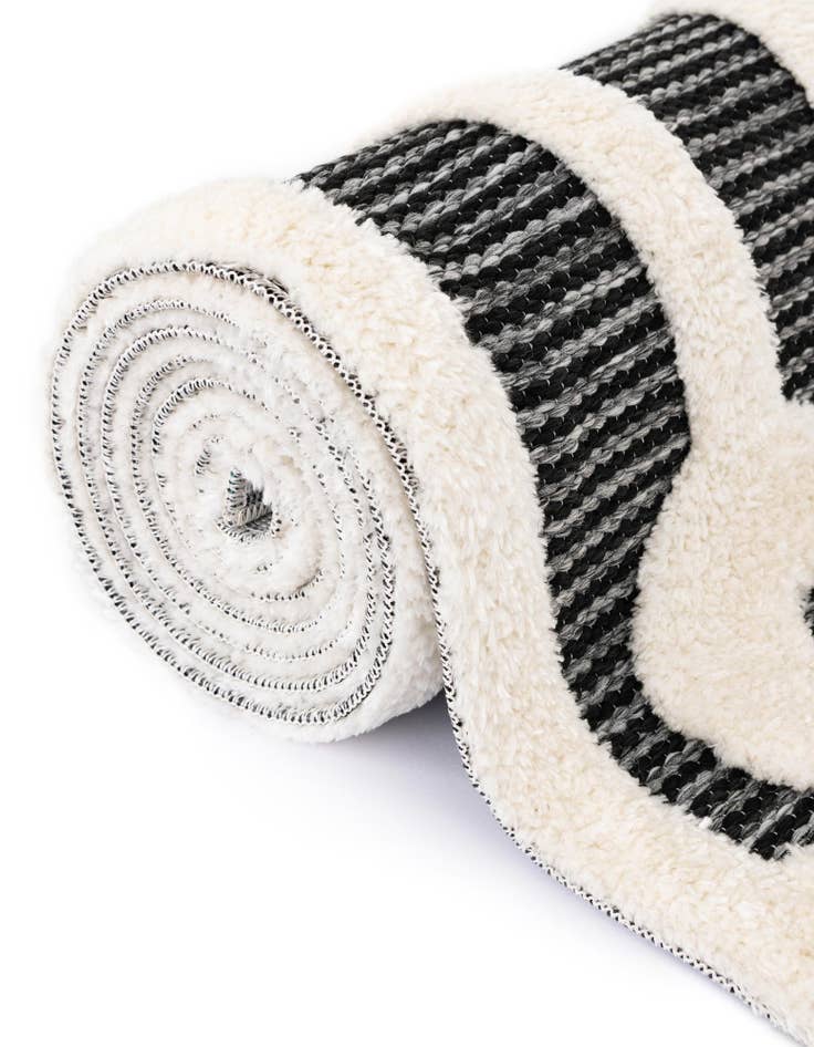 Detail image of  3' x 3' Prismatic Round Rug