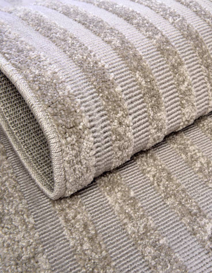 Detail image of 8' x 8' Washable Sabrina Soto Prescott Indoor / Outdoor Round Rug