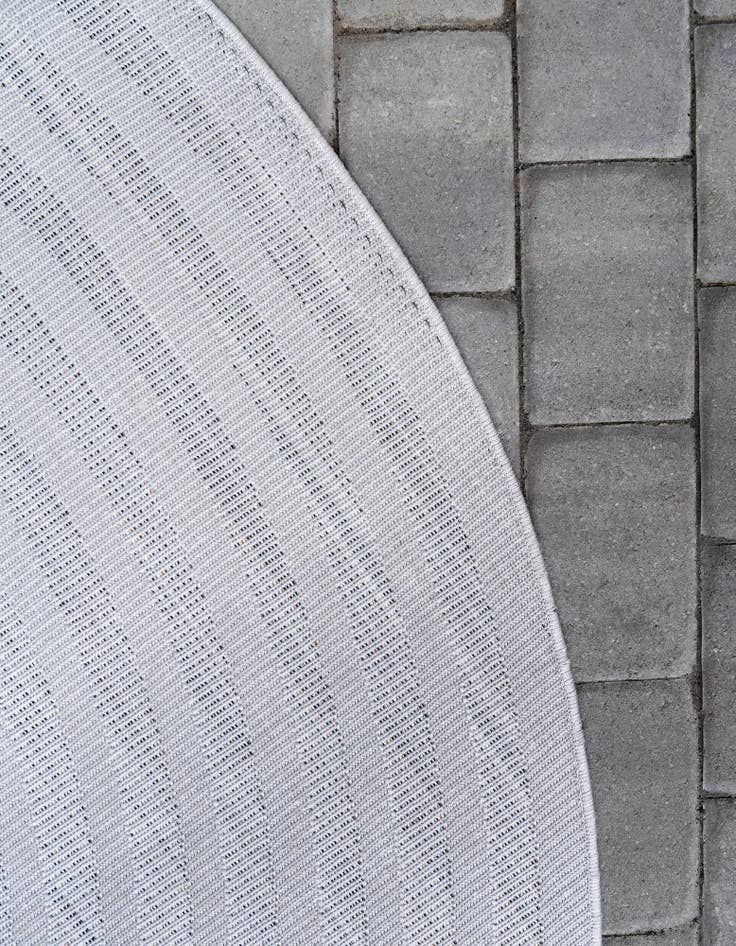 Detail image of 8' x 8' Washable Sabrina Soto Prescott Indoor / Outdoor Round Rug