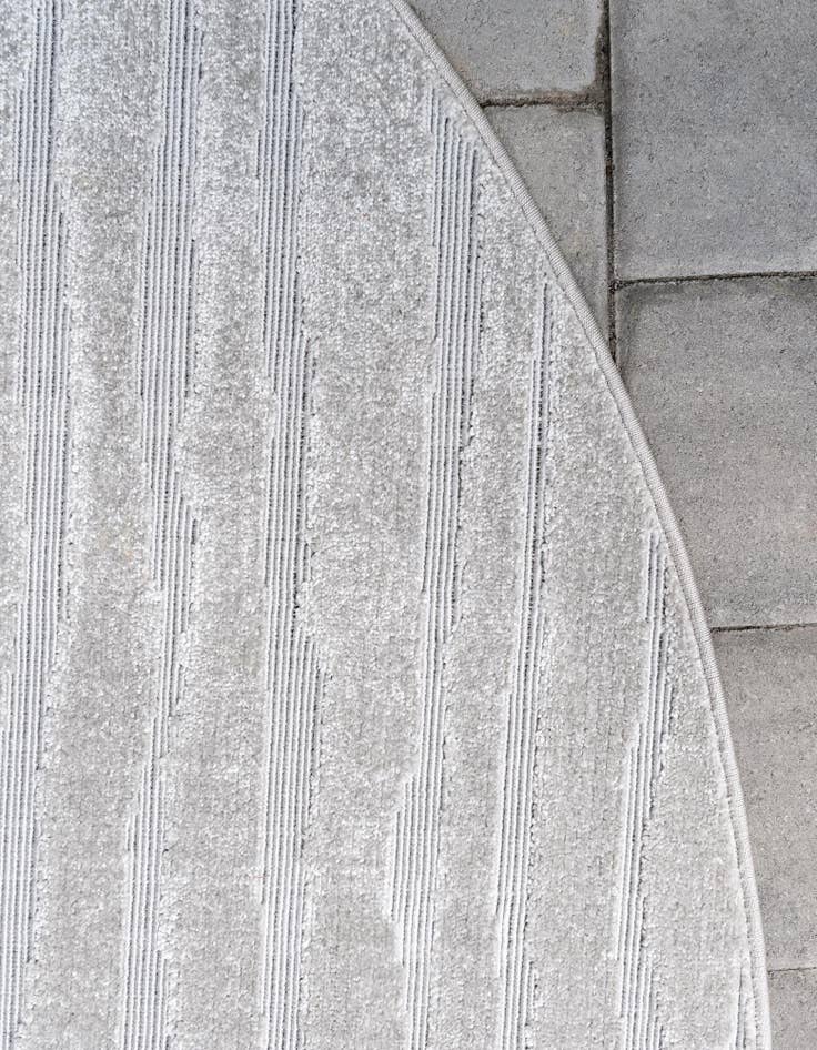 Detail image of  8' x 8'  Washable Sabrina Soto Ola Indoor / Outdoor Round Rug