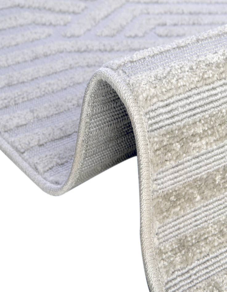 Detail image of 8' x 8' Washable Sabrina Soto Hudson Indoor / Outdoor Round Rug