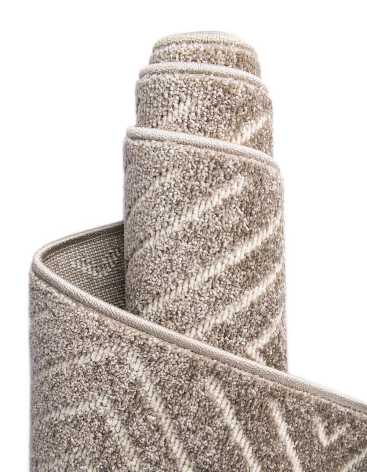 Detail image of  10' x 10'  Washable Sabrina Soto Indoor / Outdoor Round Rug