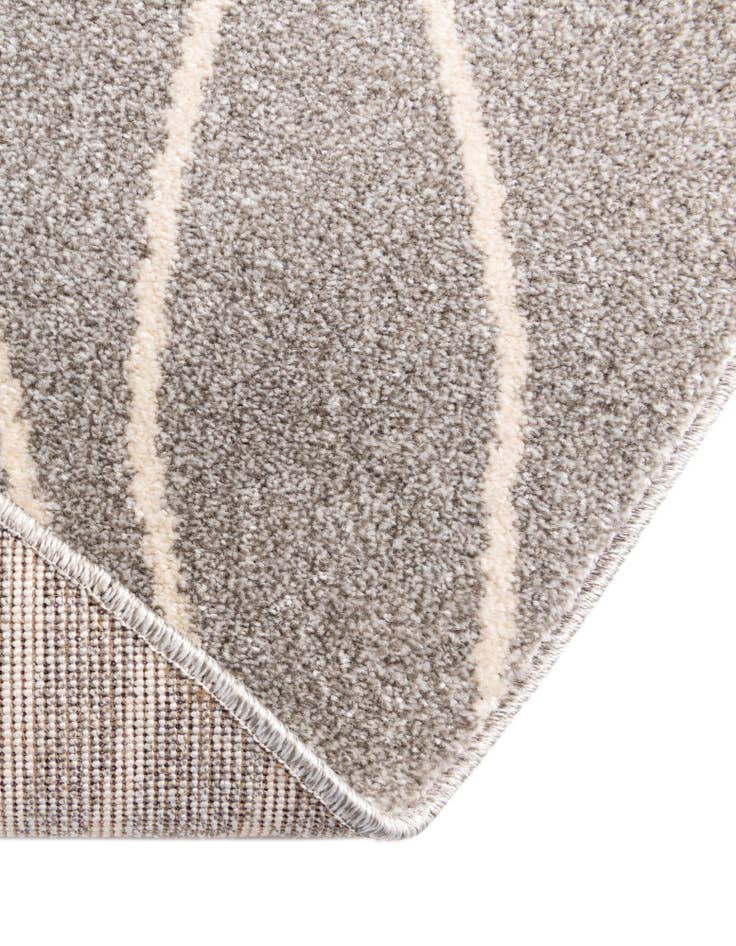 Detail image of  3' 3 x 3' 3 Titania Round Rug