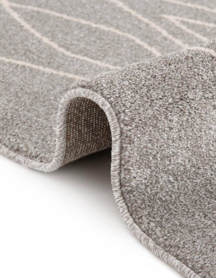 Detail image of  3' 3 x 3' 3 Titania Round Rug