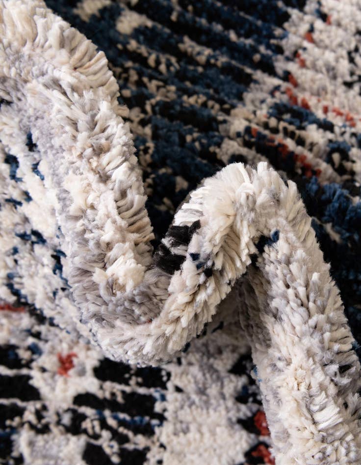 Detail image of  7' x 7' Tucson Round Rug