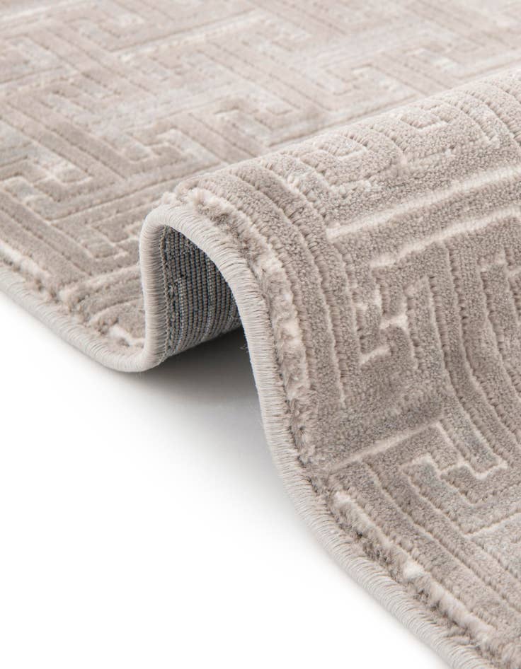 Detail image of Jill Zarin 5' 3 x 5' 3 Uptown Park Avenue Round Rug