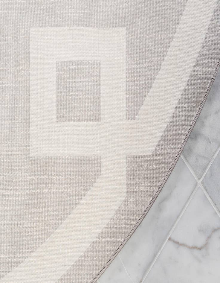 Detail image of Jill Zarin 5' 3 x 5' 3 Uptown Lenox Hill Round Rug