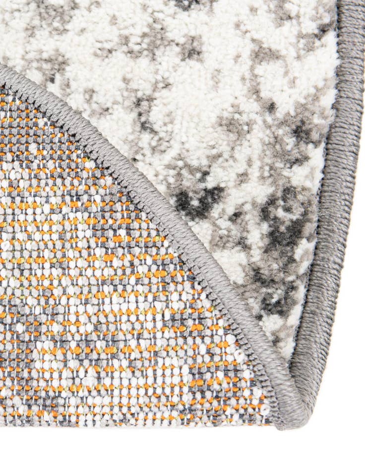 Detail image of  8' x 8' Veneto Round Rug