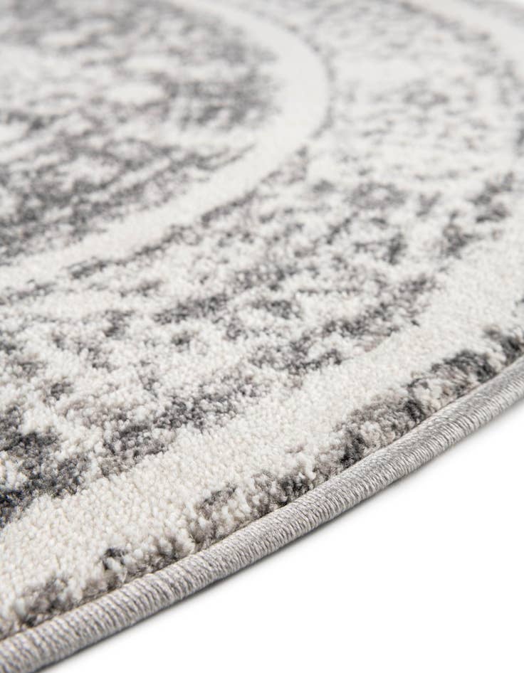 Detail image of  8' x 8' Veneto Round Rug