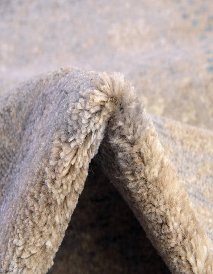 Detail image of  5' x 5' Viola Round Rug