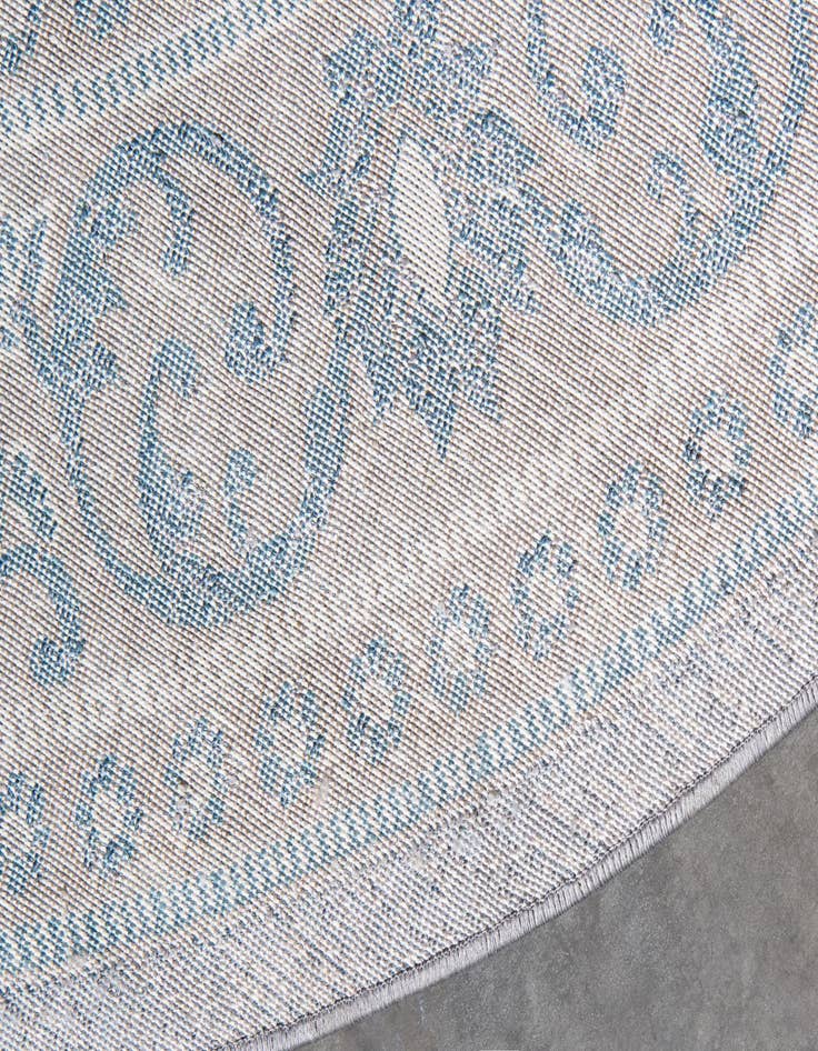 Detail image of  8' x 8' Viola Round Rug
