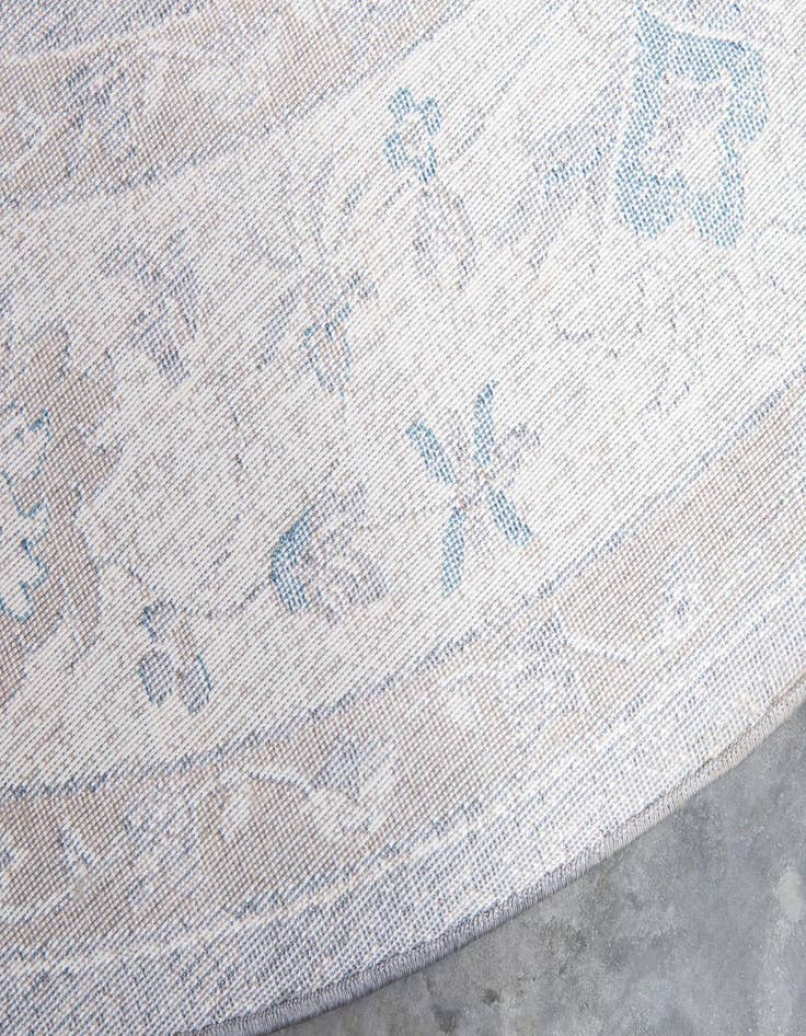 Detail image of  6' x 6' Viola Round Rug