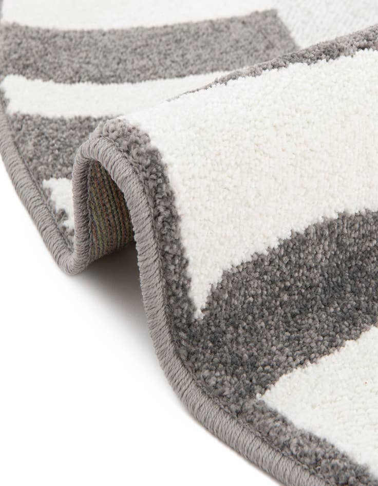 Detail image of  7' 10 x 7' 10 Cat Whimsy Kids Round Rug