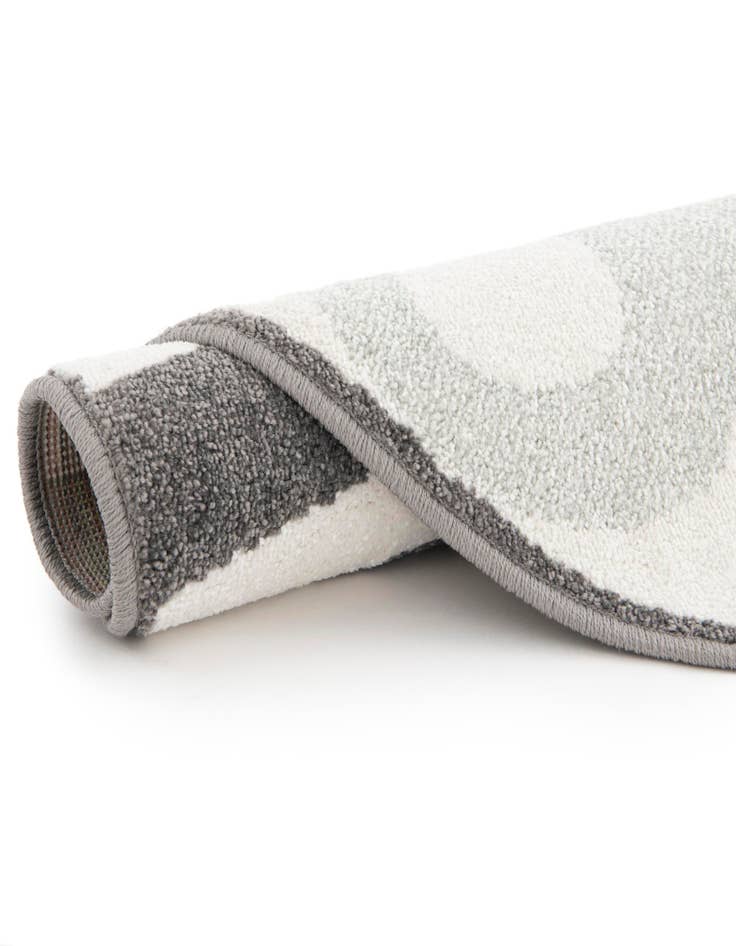 Detail image of  7' 10 x 7' 10 Cat Whimsy Kids Round Rug