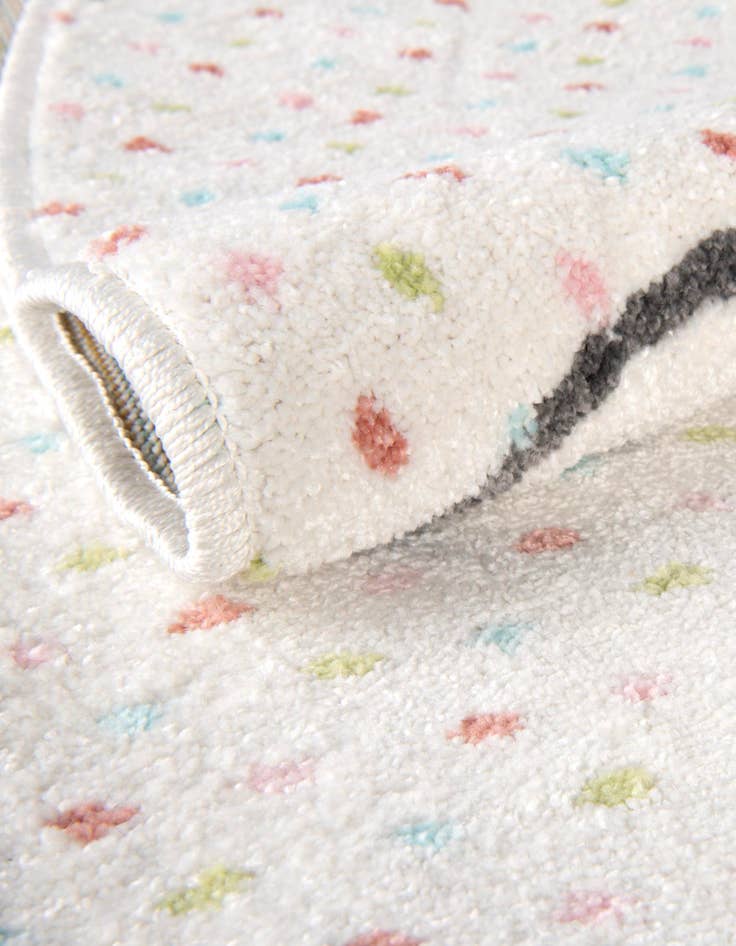 Detail image of  7' 10 x 7' 10 Whale Whimsy Kids Round Rug