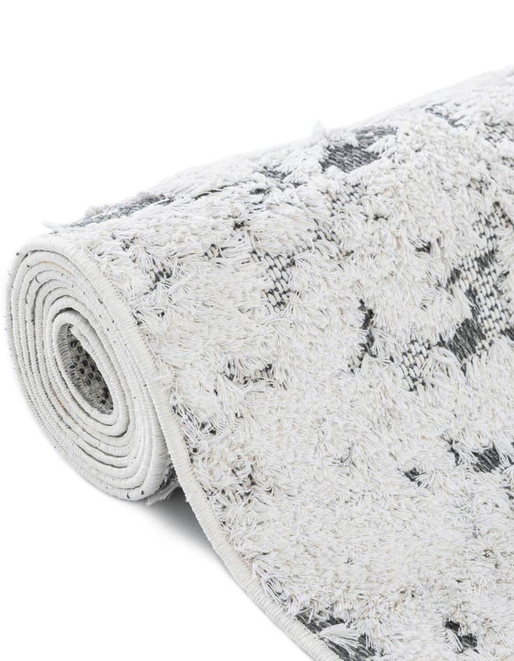 Detail image of  2' 3 x 4' Abbey Runner Rug