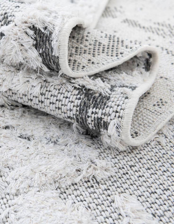 Detail image of  2' 3 x 4' Abbey Runner Rug