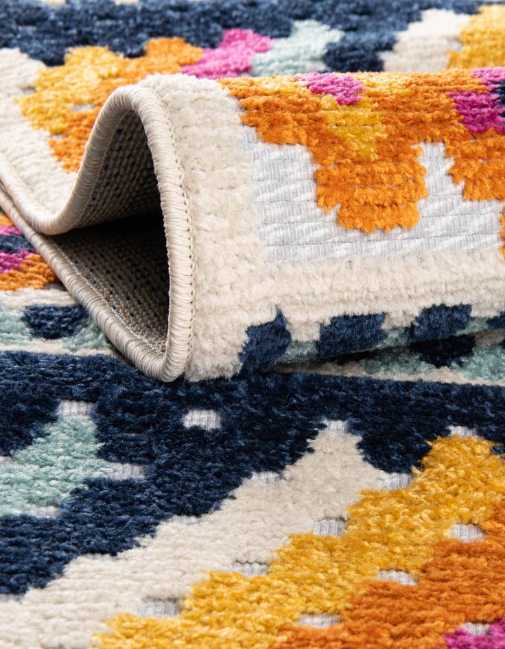 Detail image of  2' x 6'  Washable Aruba Indoor / Outdoor Runner Rug