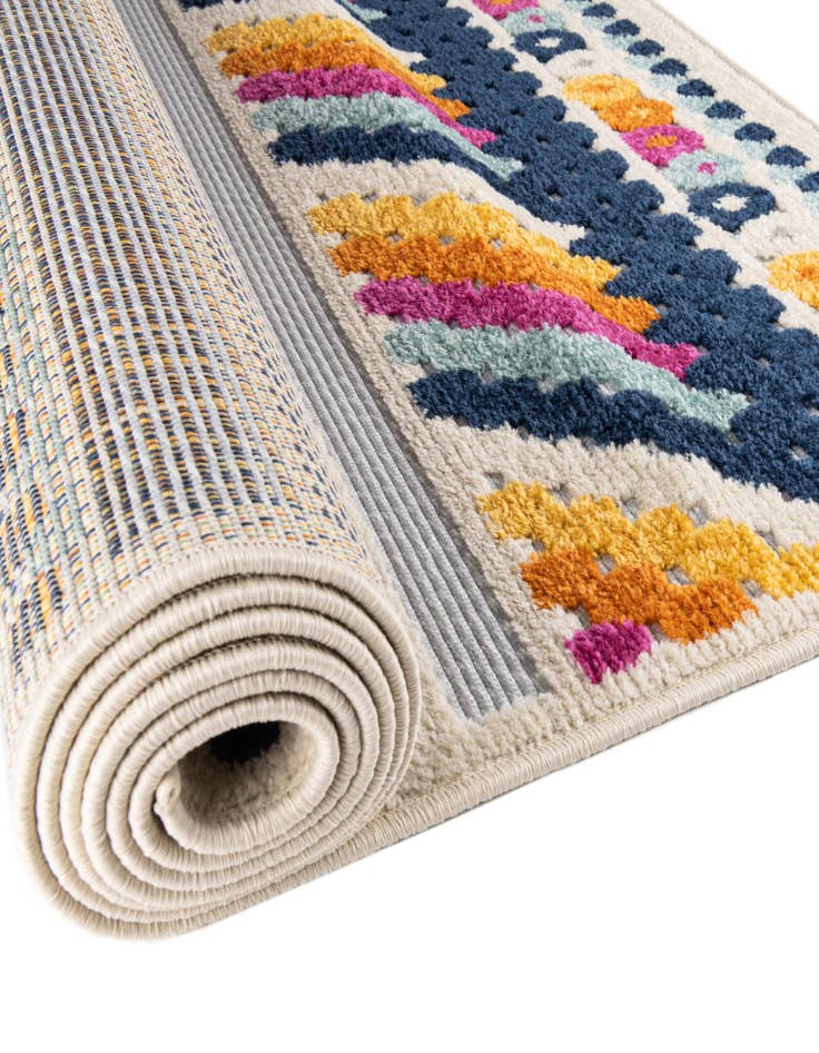 Detail image of  2' x 6'  Washable Aruba Indoor / Outdoor Runner Rug