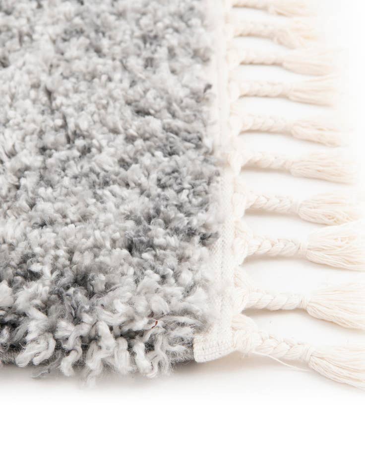 Detail image of  2' 2 x 6' Athena Shag Runner Rug