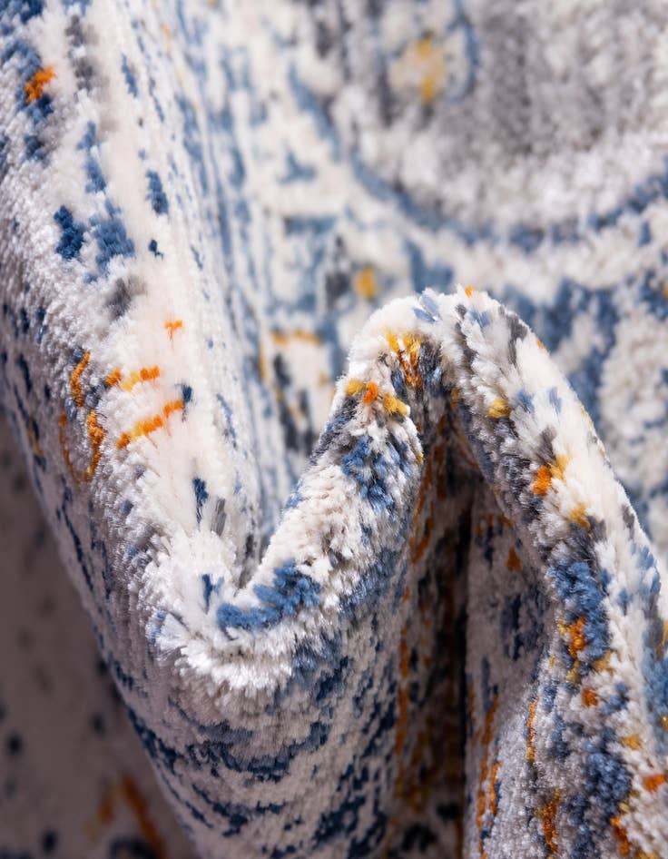 Detail image of  2' x 6' Budapest Runner Rug