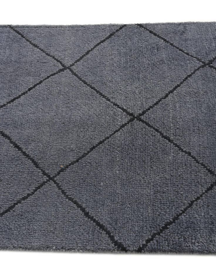 Detail image of  2' 6 x 14'  Hand Knotted Darya Wool Runner Rug