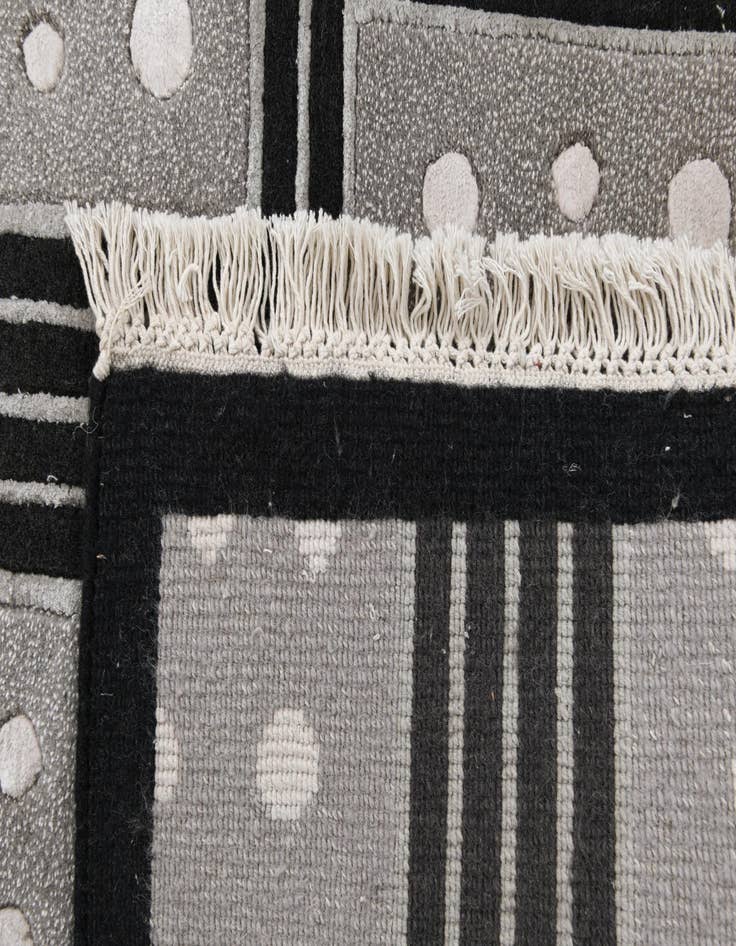 Detail image of  2' 8 x 13' 1  Hand Knotted Darya Wool Runner Rug