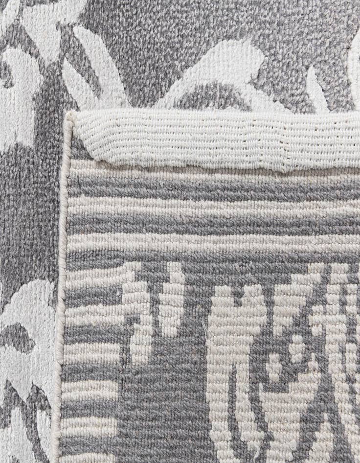 Detail image of  2' 9 x 9' 11  Hand Knotted Darya Wool Runner Rug