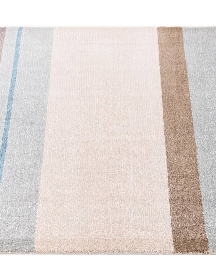 Detail image of  2' 8 x 9' 8 Darya Runner Rug