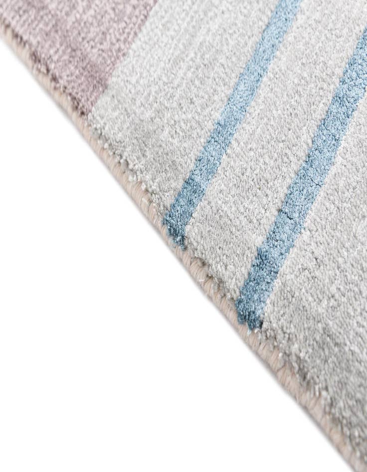Detail image of  2' 8 x 9' 8 Darya Runner Rug
