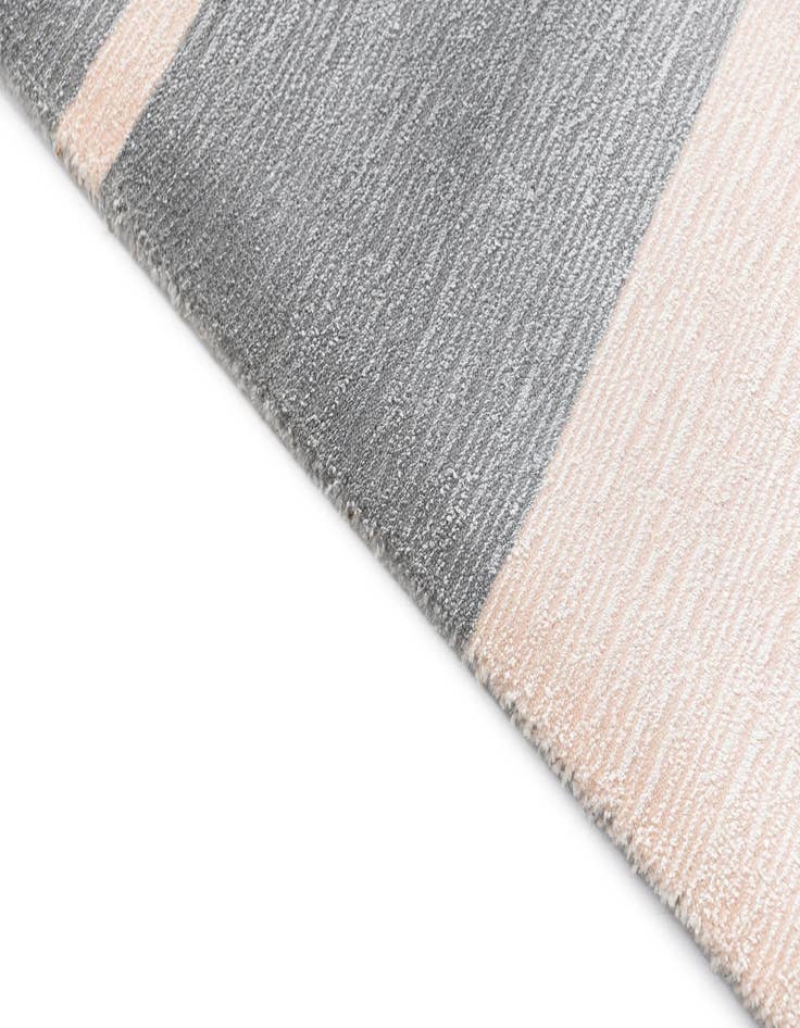 Detail image of  2' 9 x 9' 9 Darya Runner Rug