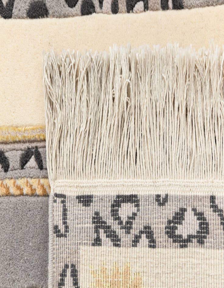 Detail image of  2' 8 x 9' 11 Darya Runner Rug