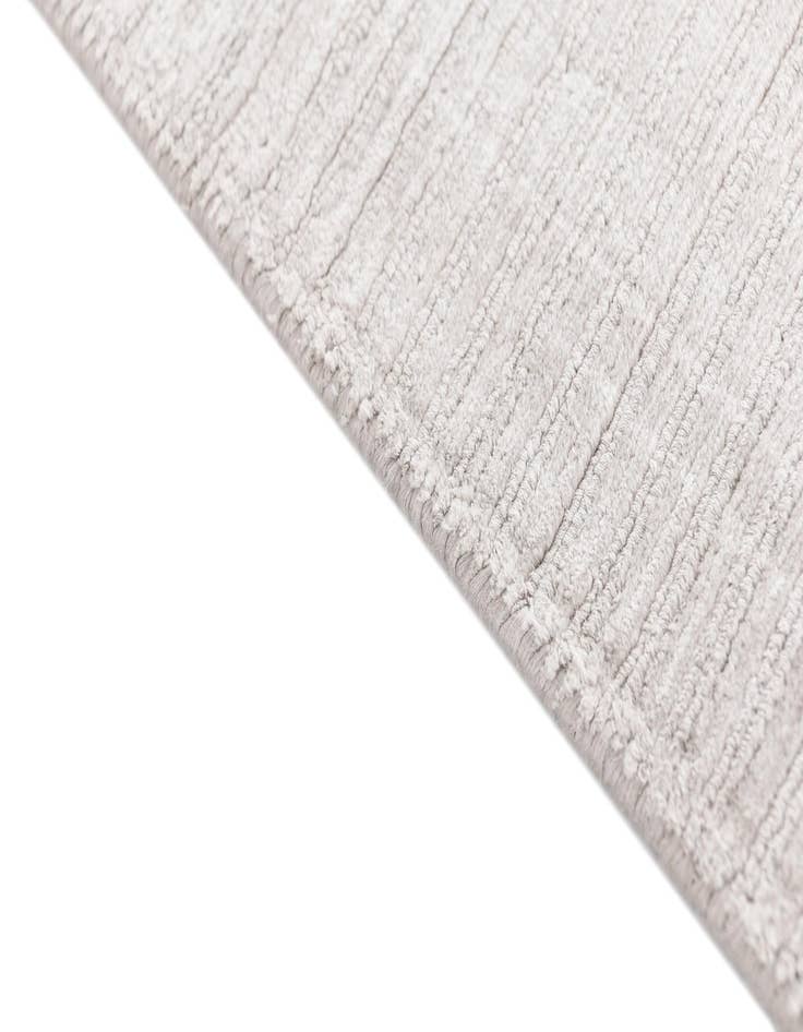 Detail image of  2' 7 x 12' 10 Darya Runner Rug