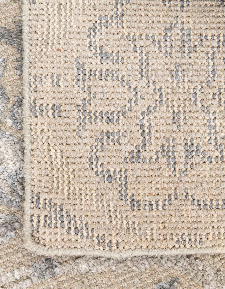 Detail image of  2' 7 x 8' 9  Hand Knotted Darya Runner Rug