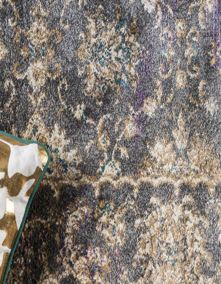 Detail image of 2' 7 x 10' Delilah Runner Rug