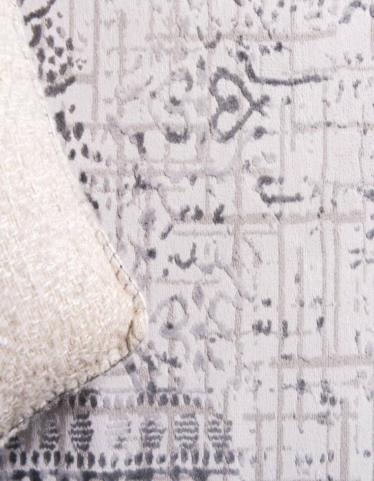 Detail image of  2' 7 x 6' Derbyshire Runner Rug