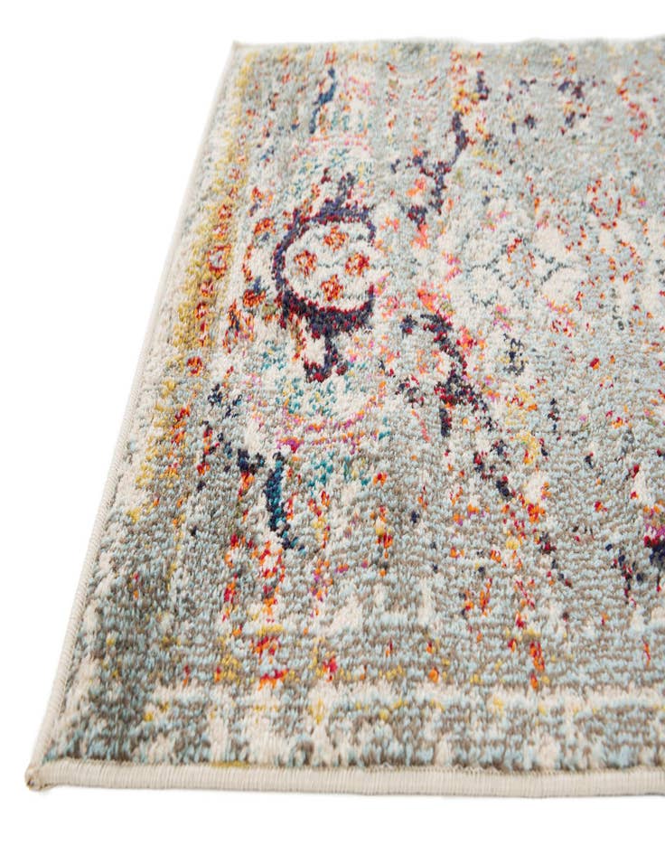 Detail image of  2' 6 x 7' 10 Fleur Runner Rug