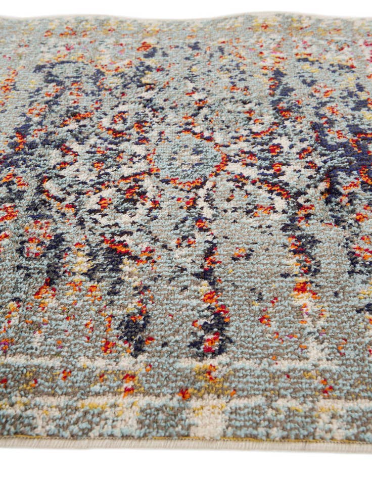 Detail image of  2' 6 x 7' 10 Fleur Runner Rug