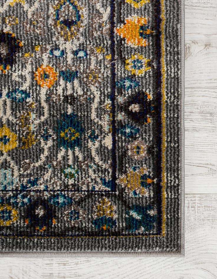 Detail image of  2' 7 x 10'  Washable Fleur Runner Rug