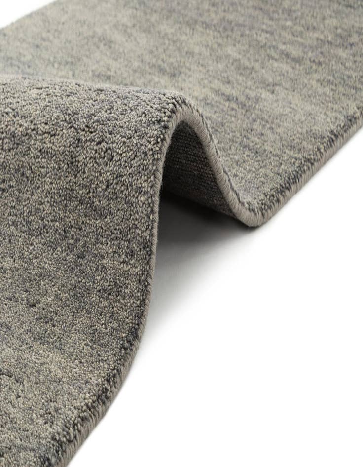 Detail image of  2' 6 x 9' 10  Hand Knotted Gabbeh Wool Runner Rug