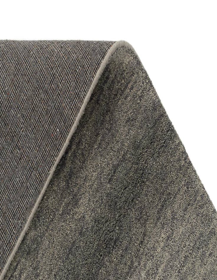 Detail image of  2' 6 x 9' 10  Hand Knotted Gabbeh Wool Runner Rug