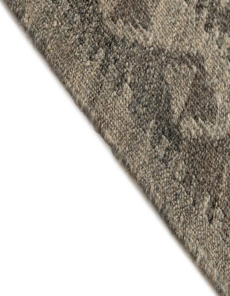 Detail image of  3' x 9' 9  Hand Woven Kilim Maymana Wool Runner Rug